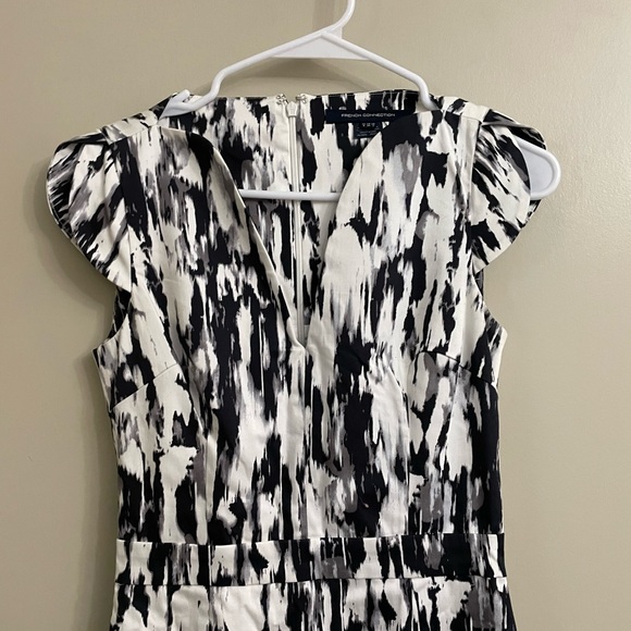 French Connection Black and White dress - Picture 11 of 16